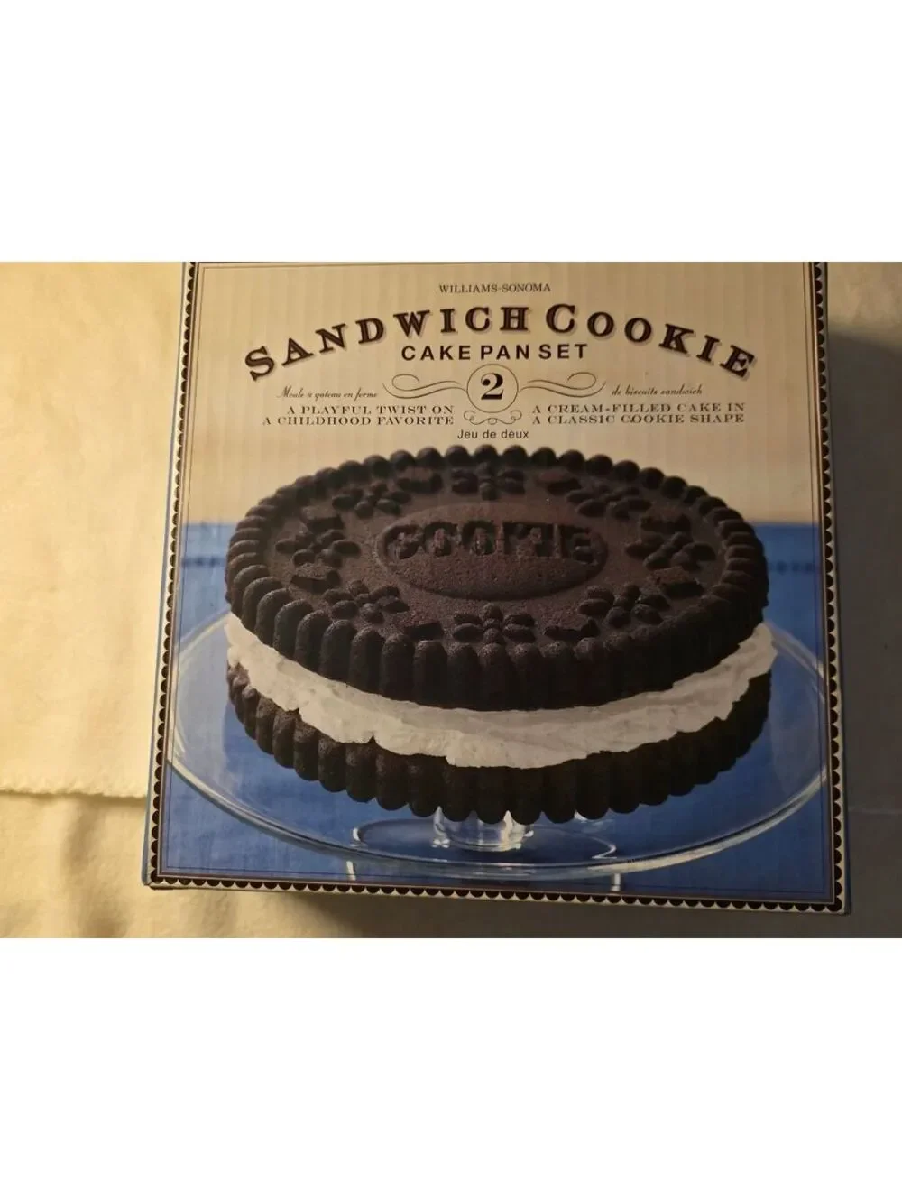 Williams Sonoma Sandwich Cookie Cake Pan Set 2 Piece